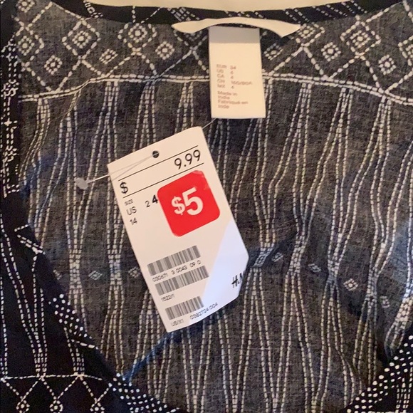 H&M Top - Picture 2 of 2
